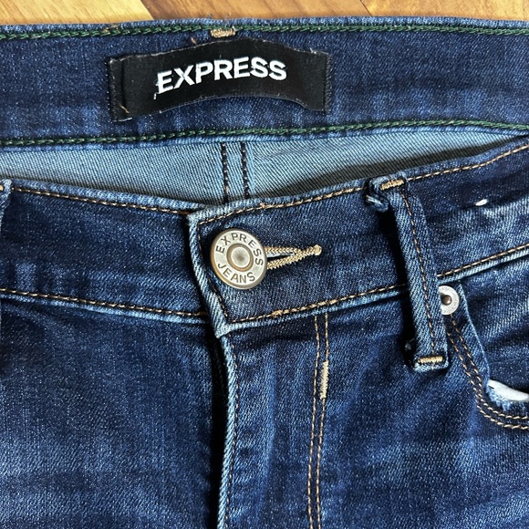 Express Dark Wash Raw Hem Woman’s Stretch Skinny Jean, Size 4R - Picture 3 of 10